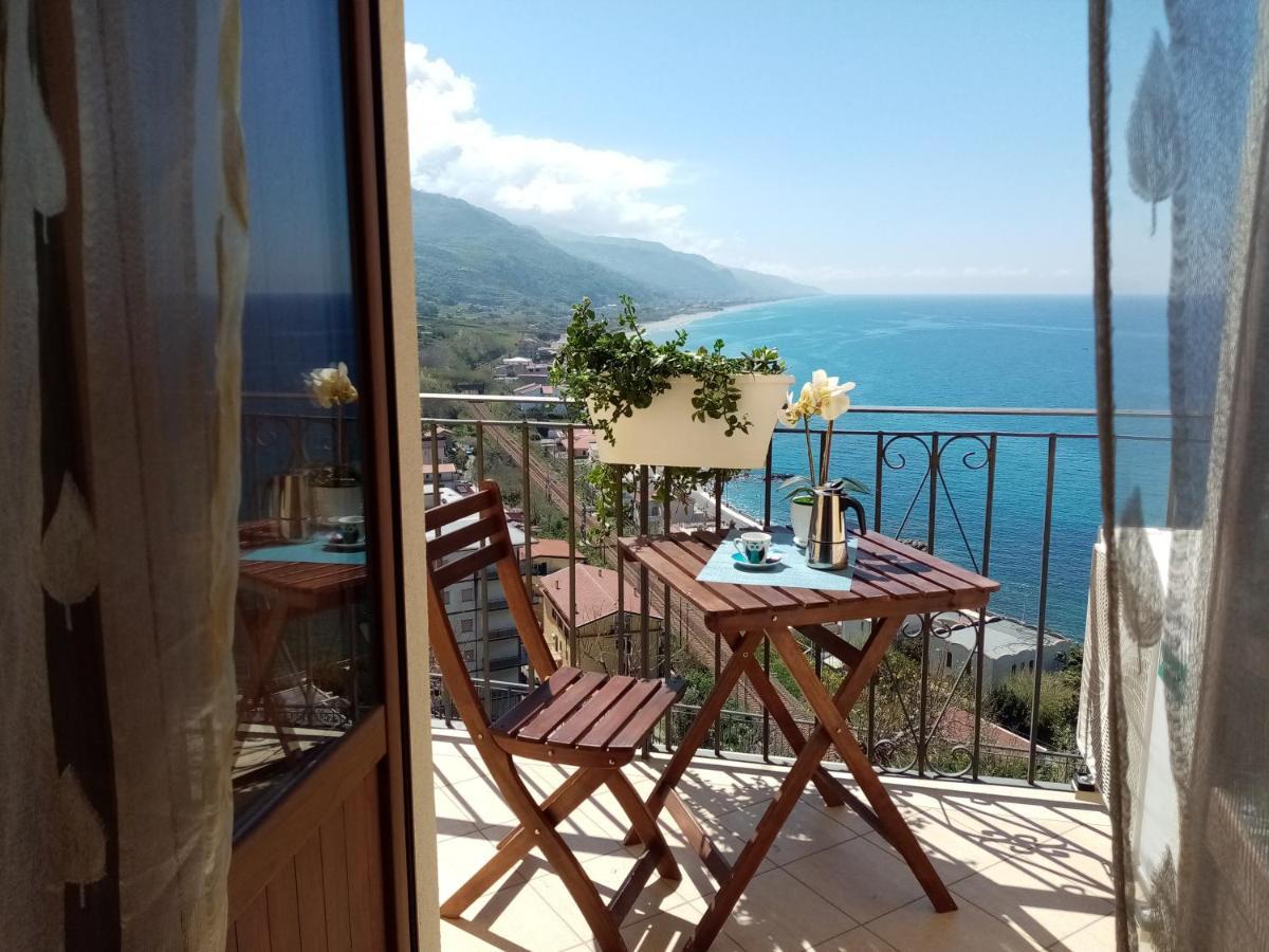 Un Oblò sul Mare San Lucido Quarto foto