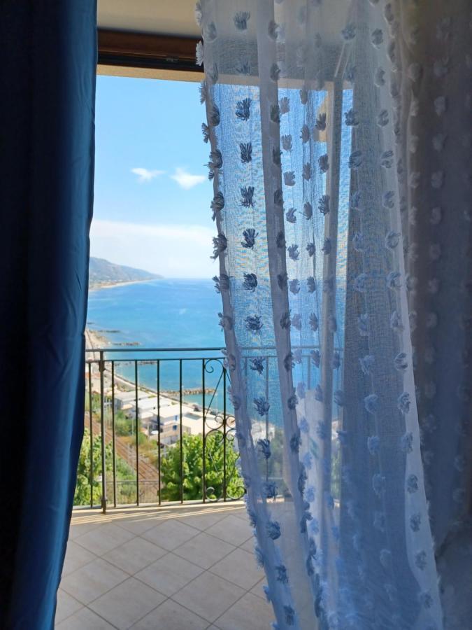 Un Oblò sul Mare San Lucido Exterior foto