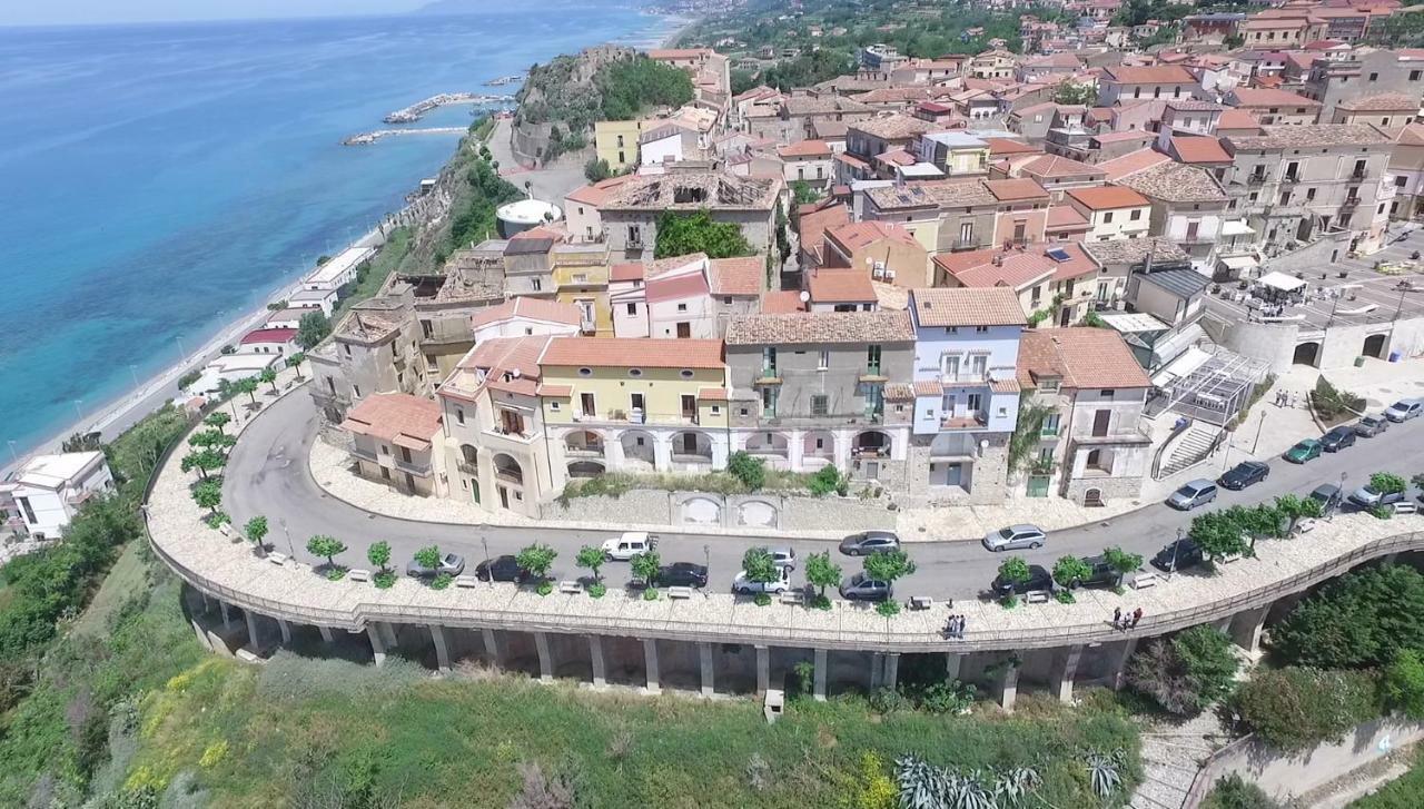 Un Oblò sul Mare San Lucido Exterior foto